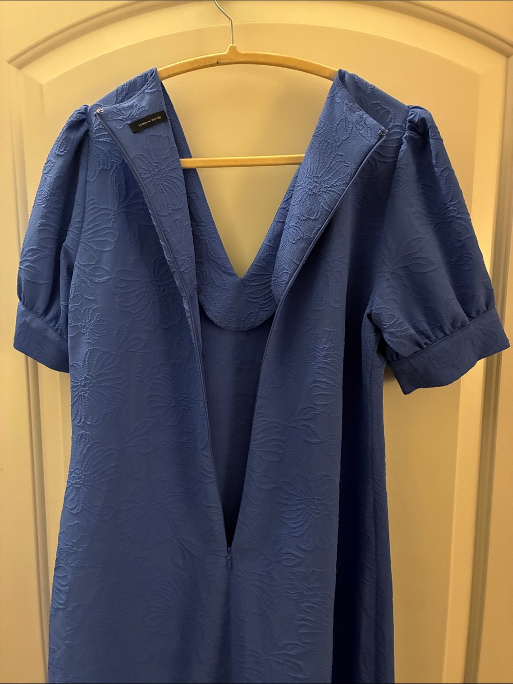 Tommy Hilfiger Cornflower Blue Textured V-Neck Midi Dress - Picture 4 of 5
